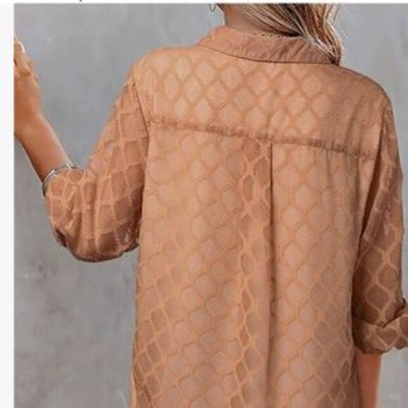 New Honey Comb Textured Button Down Blouse - Picture 4 of 5